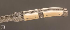  Couteau " collection " custom de Jean Pierre Veysseyre - Ivoire de phacochère et lame damas