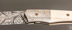   Couteau " 1820 Berthier " par Tim Bernard - Ivoire de mammouth et lame damas plume