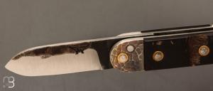 Couteau " Bouledogue allongé " XC75 et buffle fait main par Frédéric Marchand