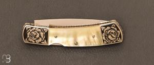   Couteau " Lock-back " pliant par H. McBurnette - Gold Lip Pearl