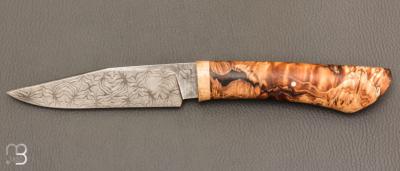   Couteau droit par Nicolas Mestrallet - Atelier du couteau de Vaunaveys - Lame forgée acier damas mosaïque et marronnier stabilisé