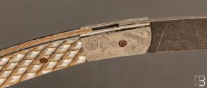  Couteau " le Névé " par Tim Bernard - Cuirasse de brochet alligator