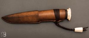  Couteau " puukko " custom Nordique  de Laurent Juhel - Boeuf musqué et chêne néolithique