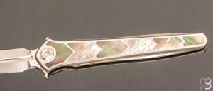   Dague pliante " Exocet " custom de Lionel Lalague - Nacre noire et lame en RWL34