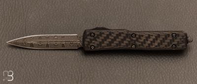 Couteau Automatique Microtech - UTX-70 D/E Signature Series Carbon Fiber Top Damascus Standard Ringed Hardware 147-16 CFS