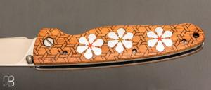  Couteau " Hana Flower liner lock " par Mcusta - Bambou et VG10 - Pièce Unique
