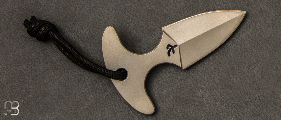 Push Dagger Titane