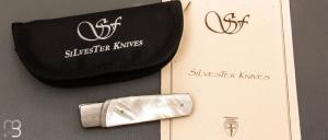   Couteau " Chiudibile  " custom par Fabrizio Silvestrelli - Nacre blanche et lame damas