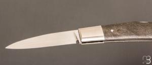  Couteau " Lock-Back Proto " par Honoré Vilain - Fatcarbon et lame en acier W2