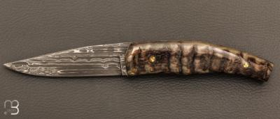   Couteau " custom " de Alain & Joris Chomilier - Corne de bélier et lame damas "Virus" de Vegas Forge