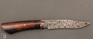   Couteau droit par Nicolas Mestrallet - Atelier du couteau de Vaunaveys - Lame forgée acier damas mosaïque et bois de fer