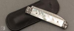 Couteau " lock back " par Eric Depeyre - Fibre de carbone et nacre