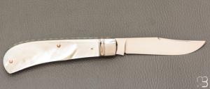    Couteau " Backpocket " de Craig Brewer - Nacre blanche et or