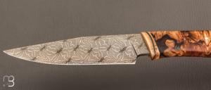  Couteau droit par Nicolas Mestrallet - Atelier du couteau de Vaunaveys - Lame forgée acier damas mosaïque et marronnier stabilisé
