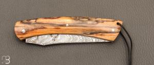   Couteau " Camembert damas" régional pliant en bois d'aubrac
