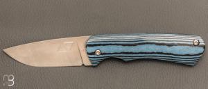   Couteau " Le 05 " par MTBlades Benjamin Thuillier - Paperstone bleu et lame en 14C28