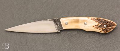  Couteau droit utilitaire artisanal  de Fabien Chapaveire - Bois de cerf et acier 80CrV2