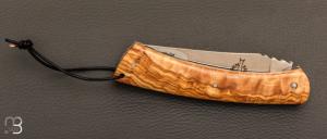 Couteau " Camembert " régional pliant en olivier - ressort spirale