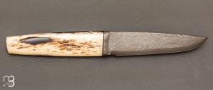   Couteau fixe par Jean Paul Sire - Os de girafe et lame damas multi barreaux