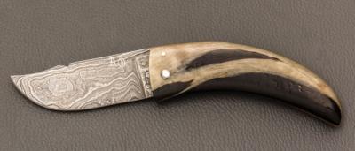 Couteau " Curni lame damas " par Alexandre Musso