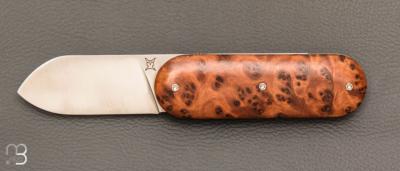 Couteau " Le Cerbère® " pliant par l'Atelier Les 2 Diables - Loupe de Thuya et 14c28N