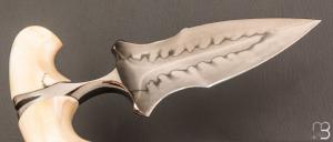   Couteau " Push Dagger " custom de Samuel Lurquin - Ivoire de phacochère