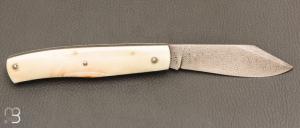  Couteau " Trappeur " custom à cran plat de Julien Baillon - Ivoire de phacochère et Damasteel