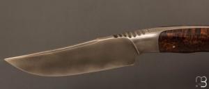  Couteau de camp " Intégral " par Mickaël Moing - Loupe de bouleau stabilisé et lame en 100C6