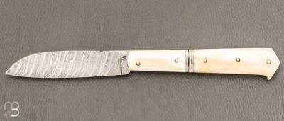    Couteau " Interprétation Yssingeaux " par Erwann Aubriet - Ivoire de phacochère et lame damas twist
