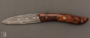 Couteau  " le Névé " pliant  par Tim Bernard - Loupe de Bois de fer et lame damas