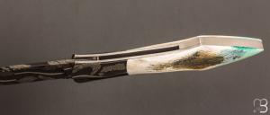   Couteau " L'Oegopsyde " fait main par Laraud Blade  - Caribou fossile et lame damas mosaïque