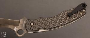 Couteau  " Laci Szabo " fibre de carbone et lame CPM-S30V par Spyderco - C146CFBBKP