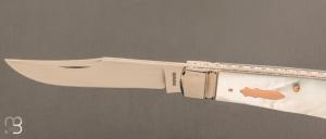    Couteau " Backpocket " de Craig Brewer - Nacre blanche et or