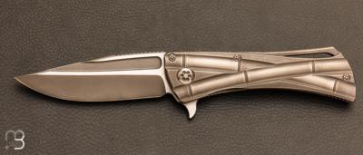 Couteau "Closer TWO-TONE APOCALYPTIC" par Marfione Custom Knives en collaboration avec Koji Hara