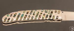   Couteau " Linerlock " custom par Koji Hara - Abalone et lame en Cowry-Y