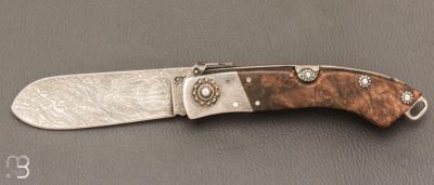    Couteau " Navaja Montañesa" par Jesus Granda - Loupe d'érable et lame damas