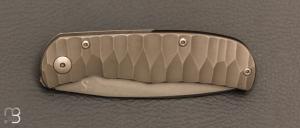 Couteau "Citizen full custom" par Sacha Thiel - Titane texturé et RWL34