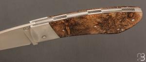   Couteau " Opus " de collection par Louis Blanchet Kapnist - Bogues de châtaignes résinées et lame en RWL34