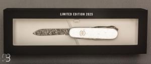   Special Companion Damast Limited Edition 2025 " par Victorinox - 1.3901.J25