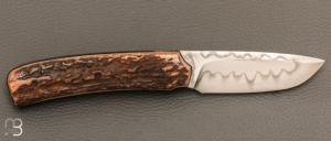   Couteau custom par Guy Poggetti - bois de cerf et lame en C130
